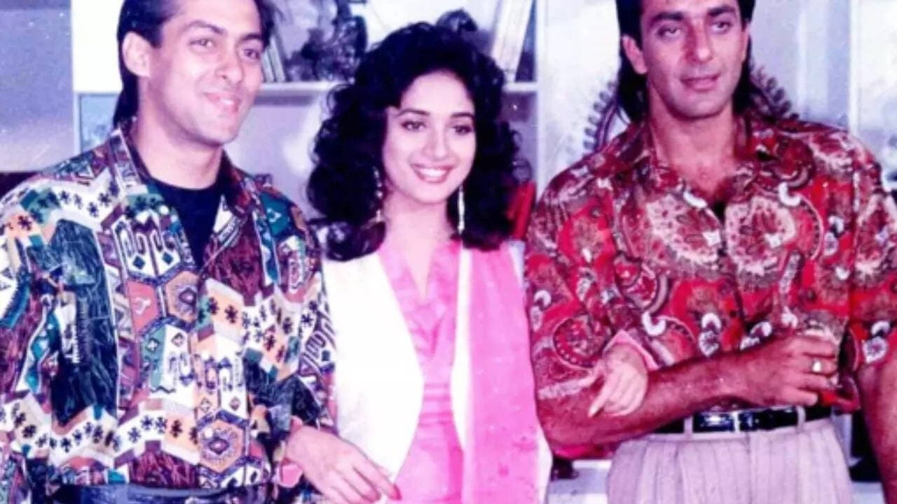 THIS Salman, Sanjay and Madhuri's old pic from the sets o...